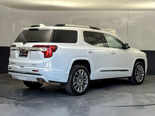 Summit White 2023 GMC Acadia Denali
