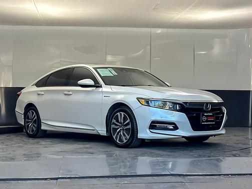 Platinum White Pearl 2019 Honda Accord Hybrid EX