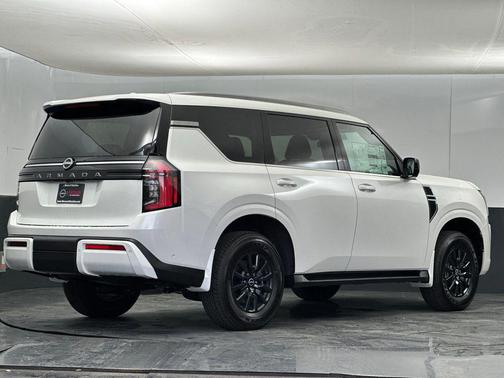 2026 Nissan Armada SV