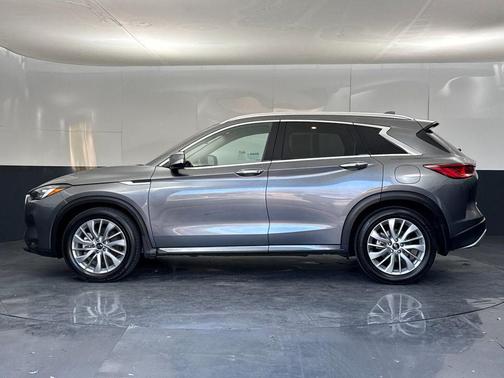 2023 INFINITI QX50 LUXE AWD
