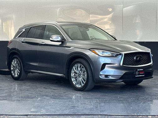2023 INFINITI QX50 LUXE AWD