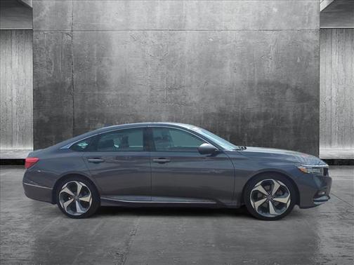 2020 Honda Accord Touring 2.0T