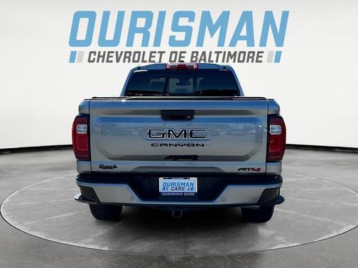 Sterling Metallic 2024 GMC Canyon AT4