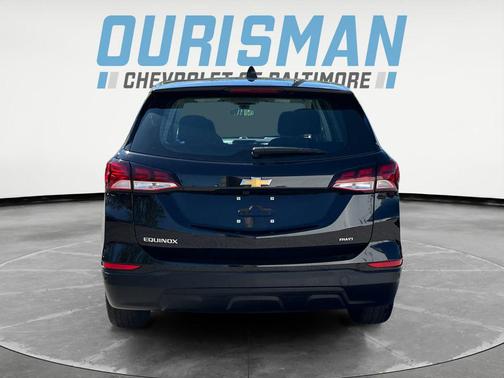 Mosaic Black Metallic 2023 Chevrolet Equinox LS