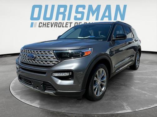 Gray Metallic 2022 Ford Explorer Limited