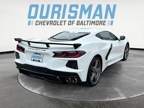 Arctic White 2026 Chevrolet Corvette Stingray w/1LT