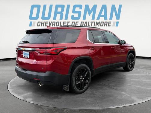 2023 Chevrolet Traverse LT Leather