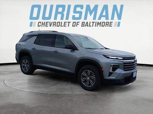 2025 Chevrolet Traverse LT