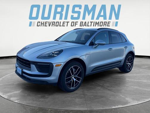 2022 Porsche Macan Base