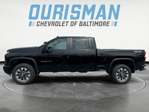 Black 2026 Chevrolet Silverado 2500 Custom