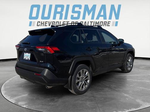 2022 Toyota RAV4 XLE Premium