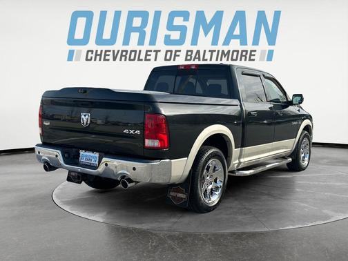 Brilliant Black Crystal PC/Light Graystone PC 2009 Dodge Ram 1500 Laramie Crew Cab