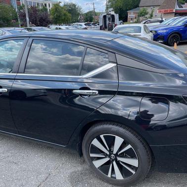 2022 Nissan Altima 2.5 SV