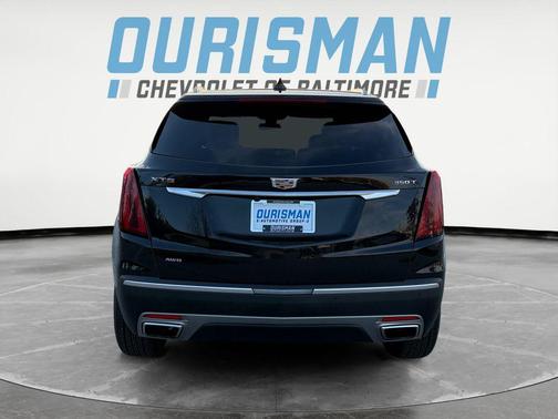 2022 Cadillac XT5 Premium Luxury