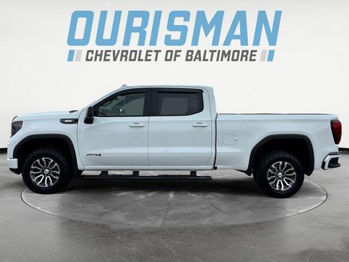 Summit White 2023 GMC Sierra 1500 AT4