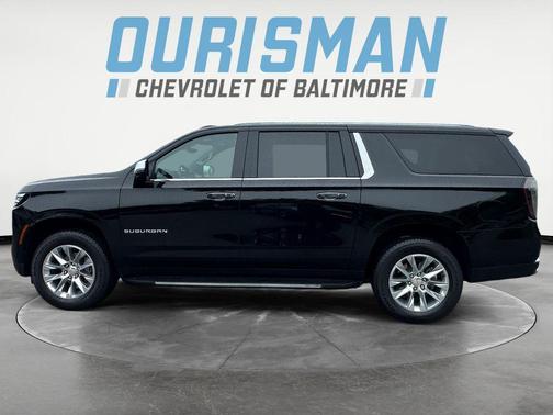 Black 2025 Chevrolet Suburban Premier