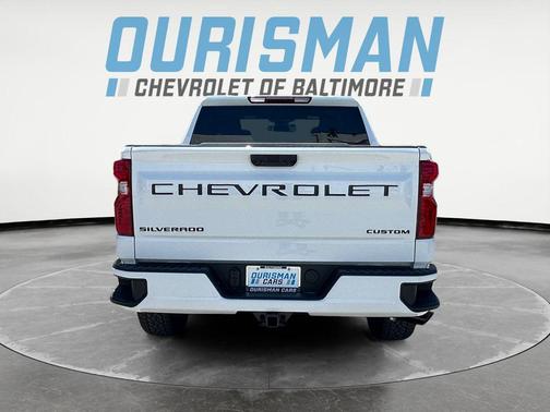 Summit White 2026 Chevrolet Silverado 1500 Custom
