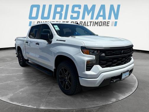 Summit White 2026 Chevrolet Silverado 1500 Custom