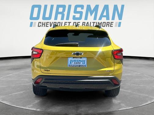 Nitro Yellow Metallic 2025 Chevrolet Trax FWD 2RS