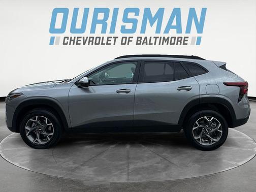Sterling Gray Metallic 2025 Chevrolet Trax LT