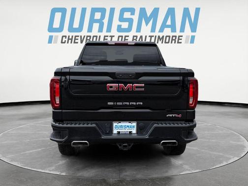 2022 GMC Sierra 1500 AT4