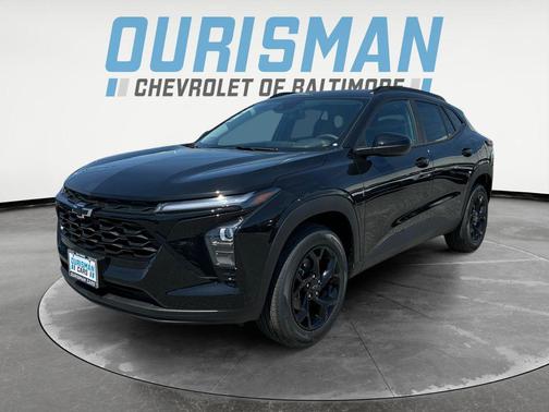 Mosaic Black Metallic 2026 Chevrolet Trax LT
