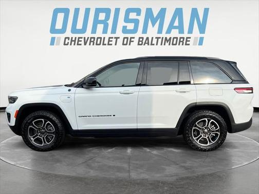 2023 Jeep Grand Cherokee 4xe Trailhawk