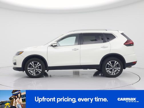 White 2019 Nissan Rogue SV