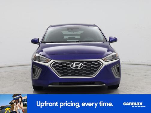 2022 Hyundai IONIQ Hybrid SE