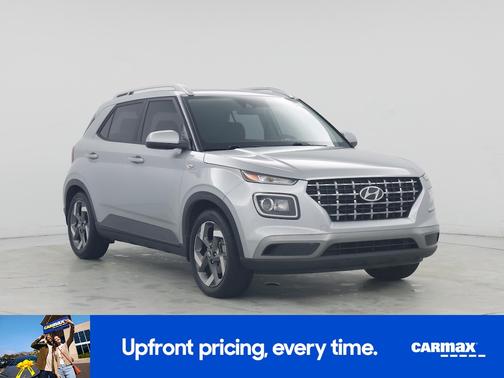 2022 Hyundai VENUE SEL