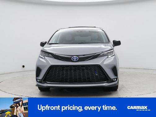 2025 Toyota Sienna XSE
