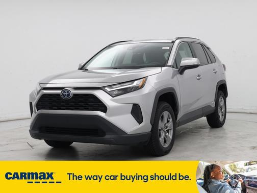 2022 Toyota RAV4 Hybrid XLE