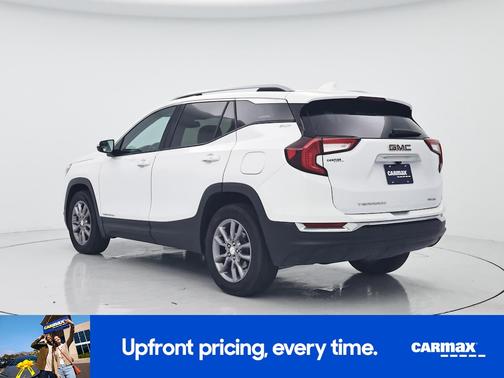 White 2023 GMC Terrain SLT