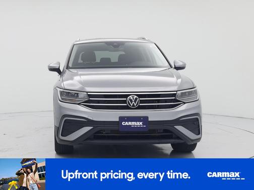 Silver 2023 Volkswagen Tiguan SE