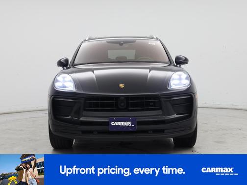 2022 Porsche Macan 