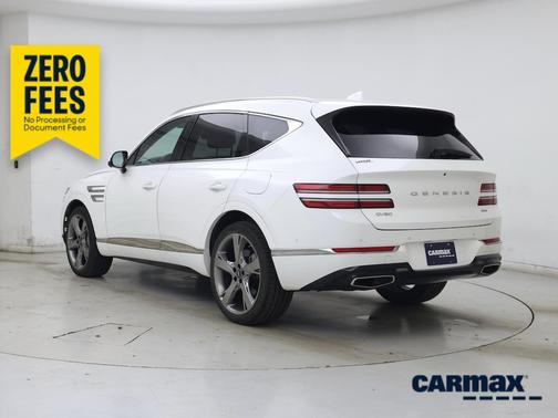 White 2023 Genesis GV80