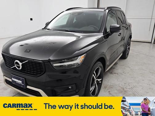 2021 Volvo XC40 T4 R-Design