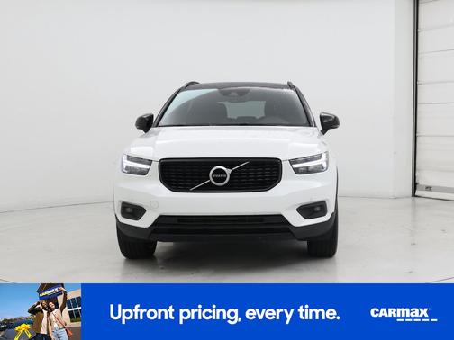 2021 Volvo XC40 T5 R-Design
