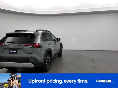 2019 Toyota RAV4 Adventure