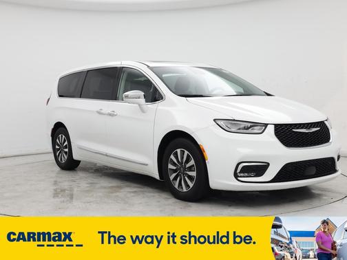 2022 Chrysler Pacifica Hybrid Limited
