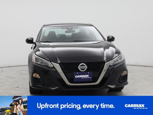 2022 Nissan Altima SR