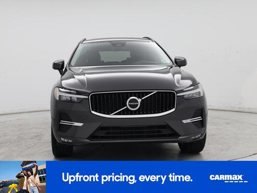 2022 Volvo XC60 B5 Momentum