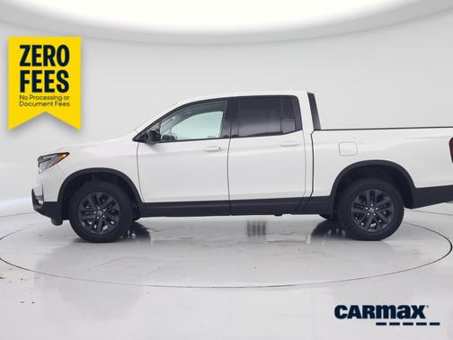 White 2025 Honda Ridgeline Sport