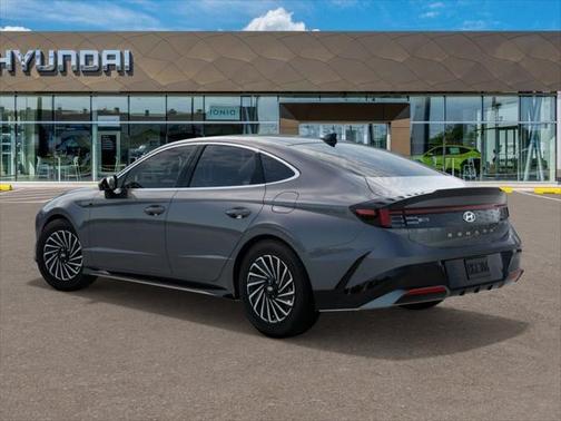 2025 Hyundai SONATA Hybrid Limited