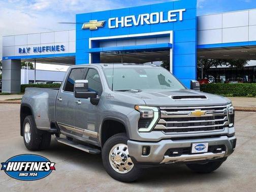Sterling Gray Metallic 2026 Chevrolet Silverado 3500 High Country