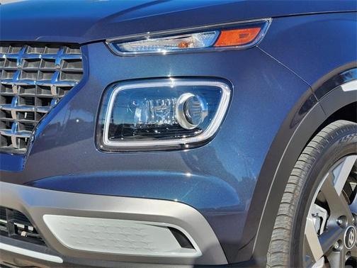 2024 Hyundai VENUE Limited