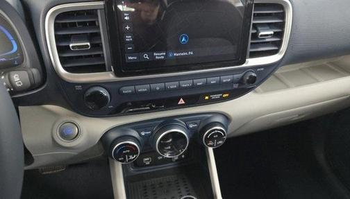 2024 Hyundai VENUE Limited