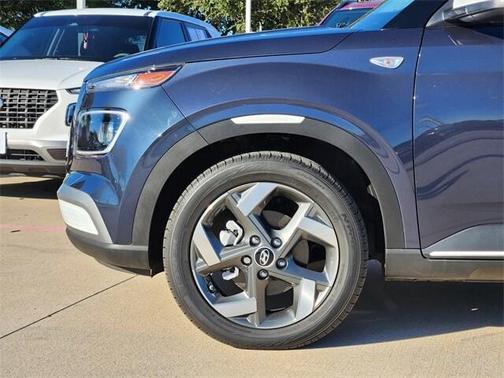 2024 Hyundai VENUE Limited