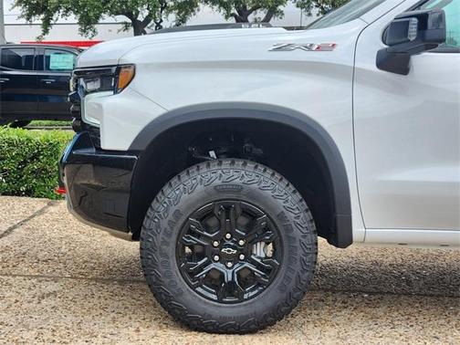 2025 Chevrolet Silverado 1500 ZR2