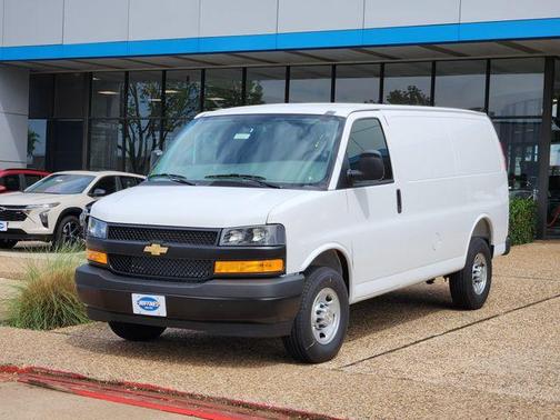 Summit White 2026 Chevrolet Express 2500 Work Van
